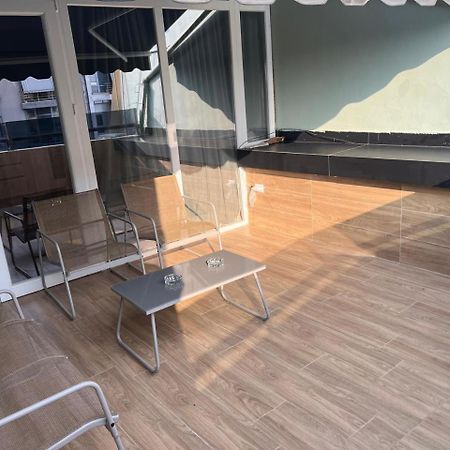 Luxury Apartment At Condor Center Tirana Esterno foto