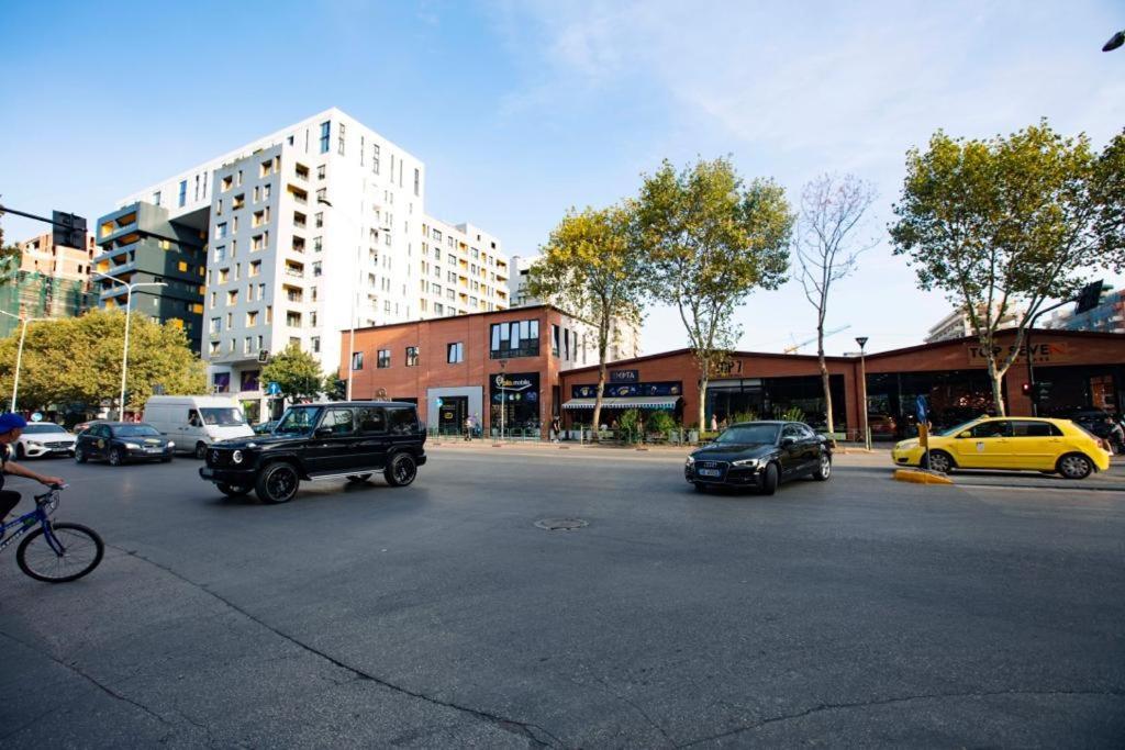 Luxury Apartment At Condor Center Tirana Esterno foto