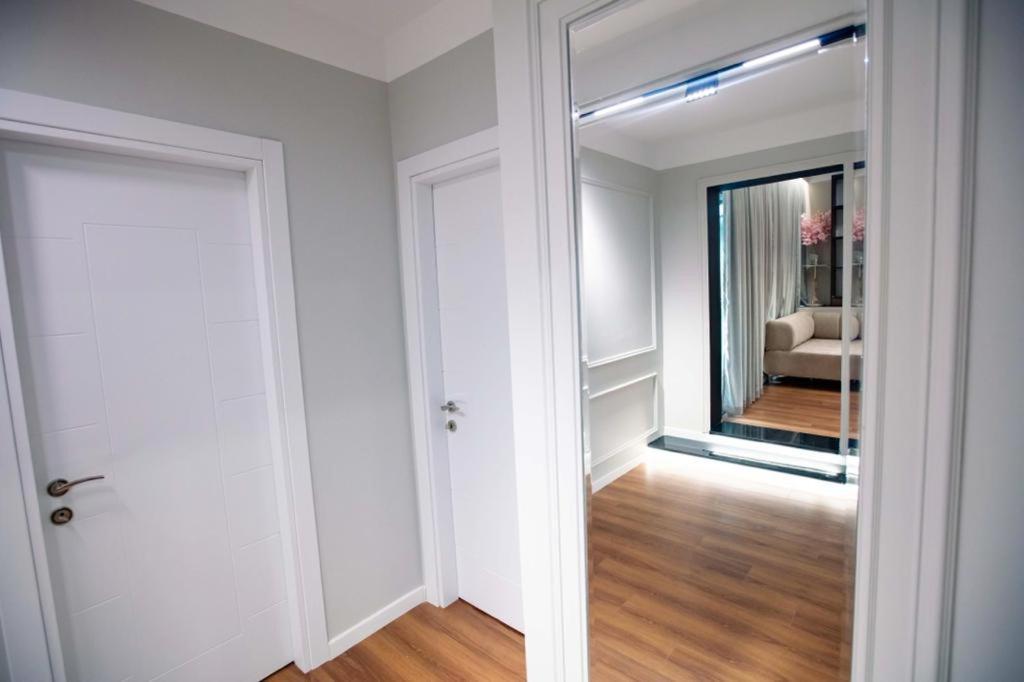 Luxury Apartment At Condor Center Tirana Esterno foto